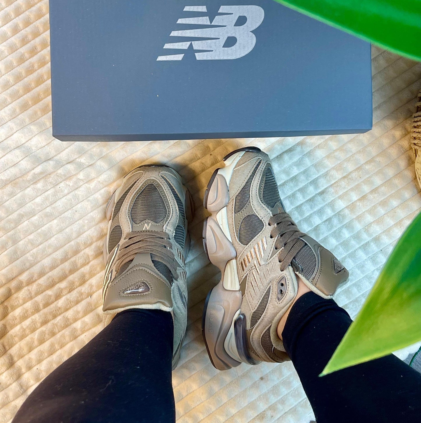 New Balance 9060 Cafe Marron | Hombre y Dama